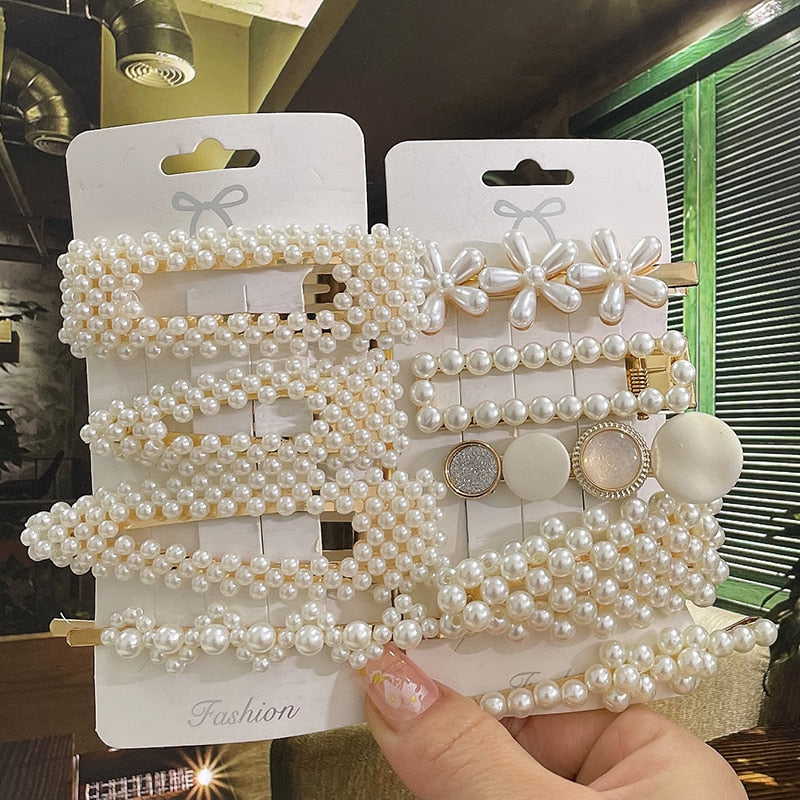Modern Vintage Pearl Hair Clips