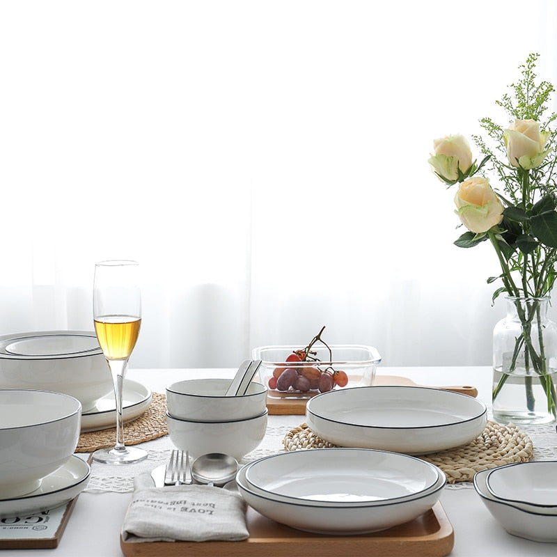 White With Black Edge Dinner 1pcs