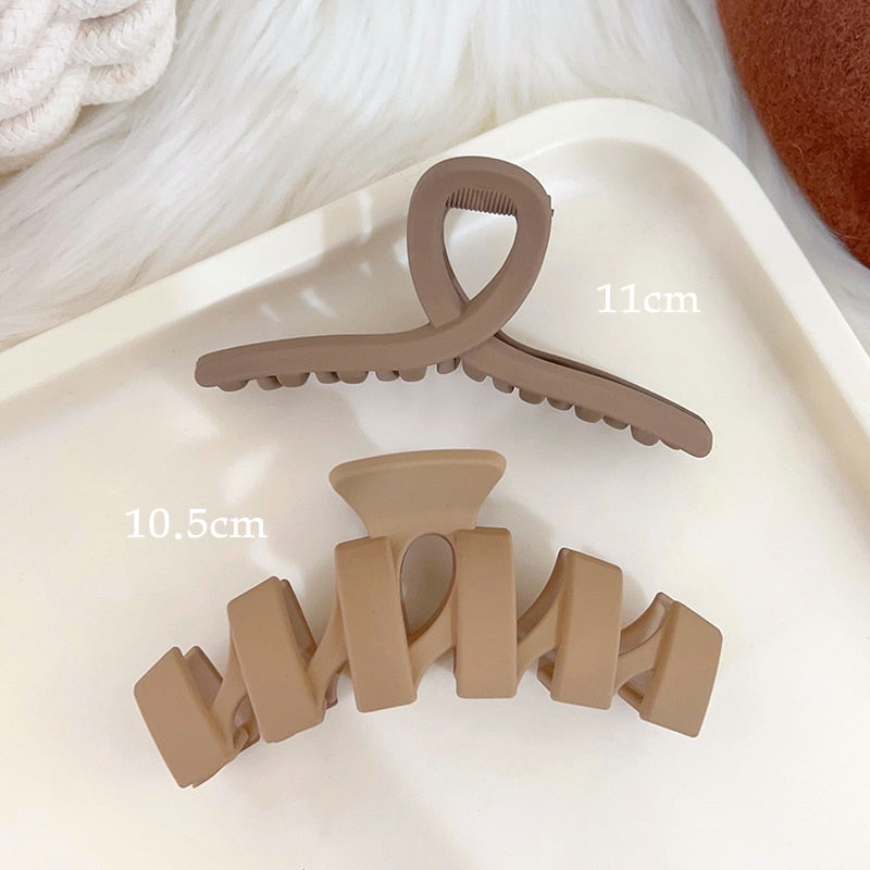 Neutral Y2k Style Claw Hair Clips