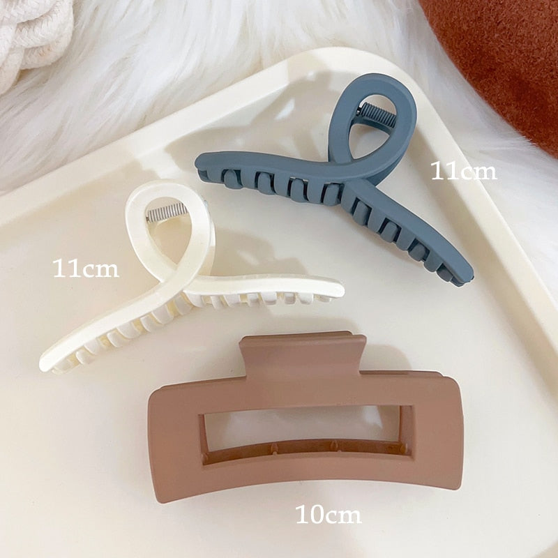 Neutral Y2k Style Claw Hair Clips