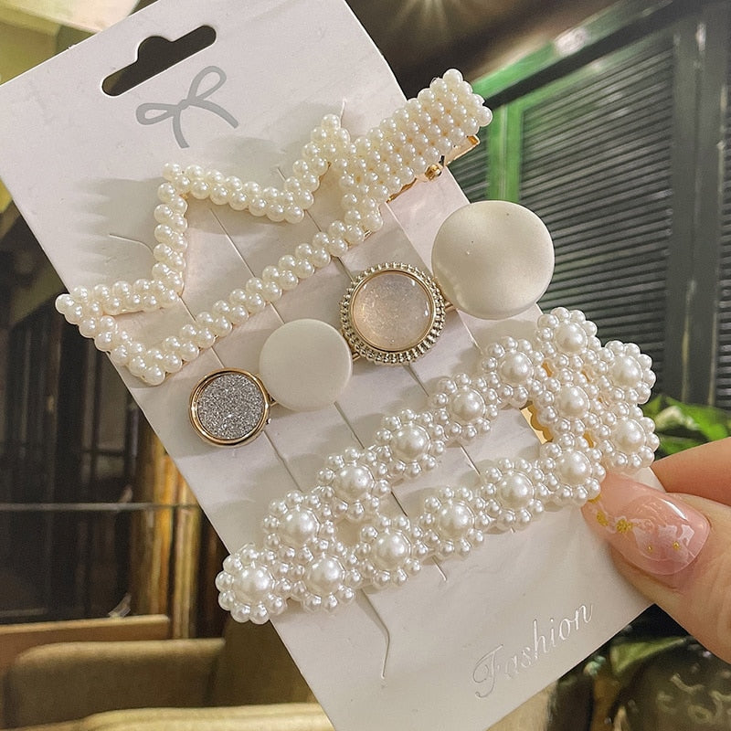 Modern Vintage Pearl Hair Clips