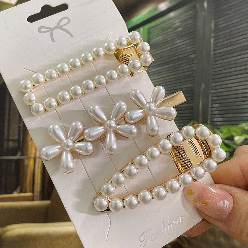 Modern Vintage Pearl Hair Clips