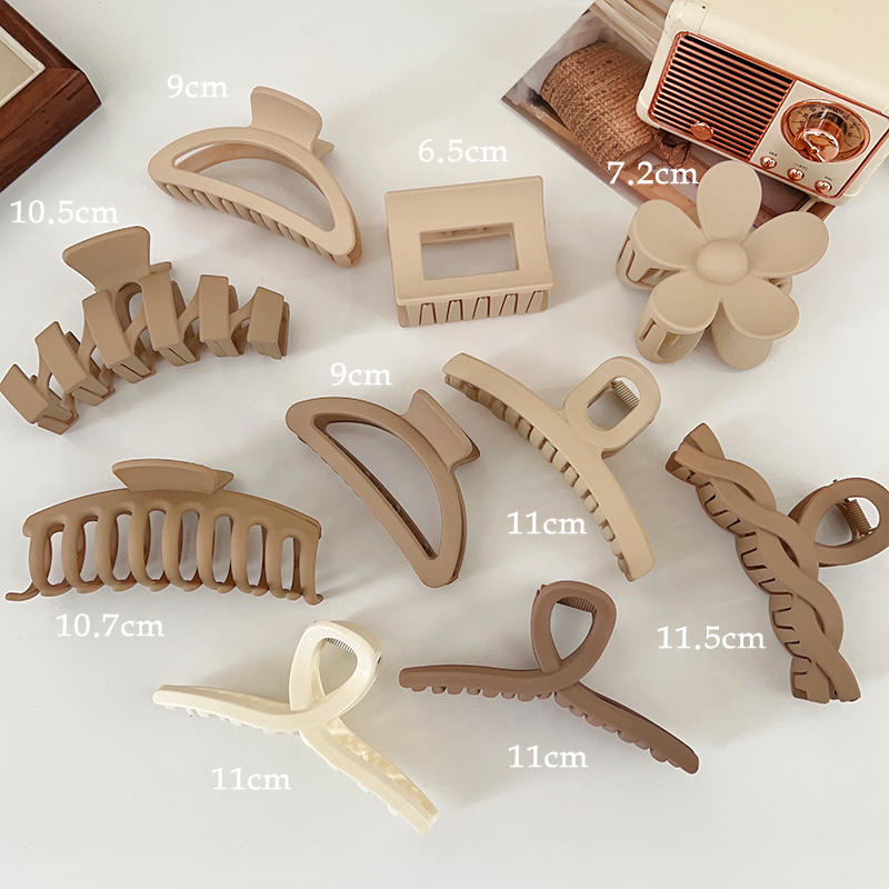 Neutral Y2k Style Claw Hair Clips