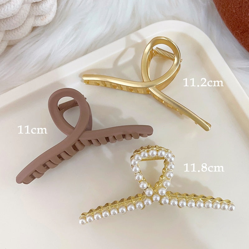 Neutral Y2k Style Claw Hair Clips