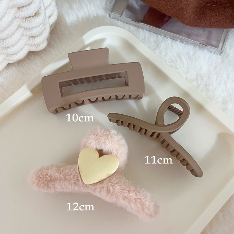 Neutral Y2k Style Claw Hair Clips