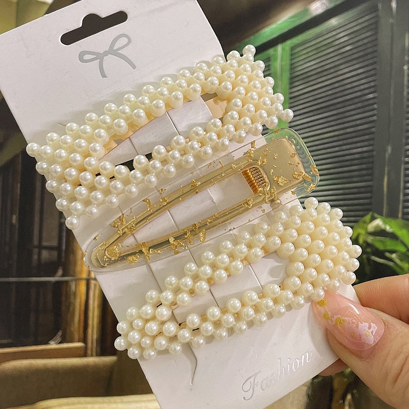 Modern Vintage Pearl Hair Clips