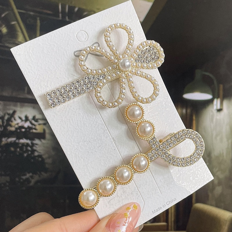 Modern Vintage Pearl Hair Clips
