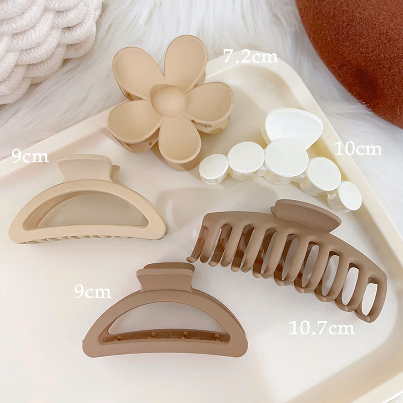 Neutral Y2k Style Claw Hair Clips