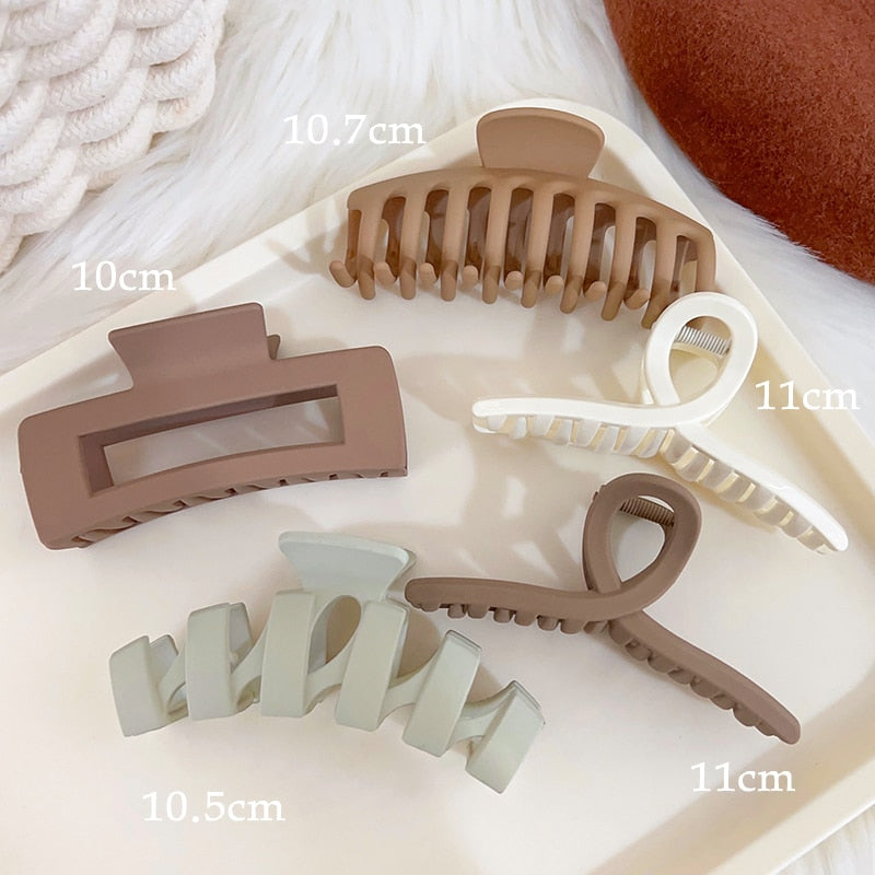 Neutral Y2k Style Claw Hair Clips