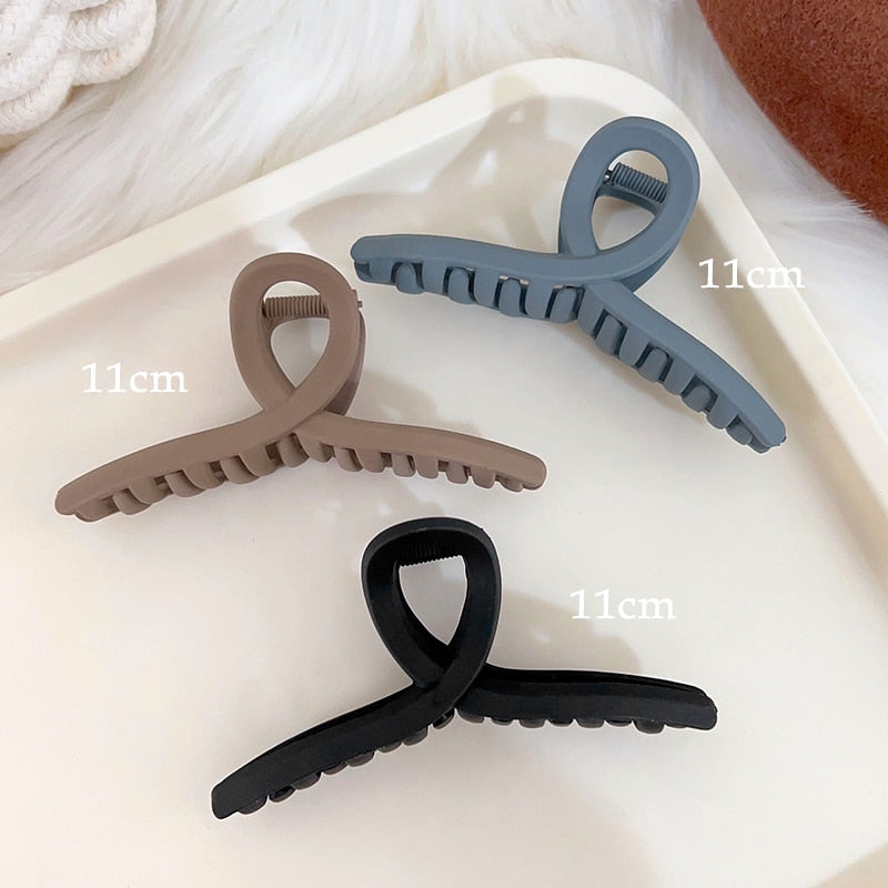 Neutral Y2k Style Claw Hair Clips