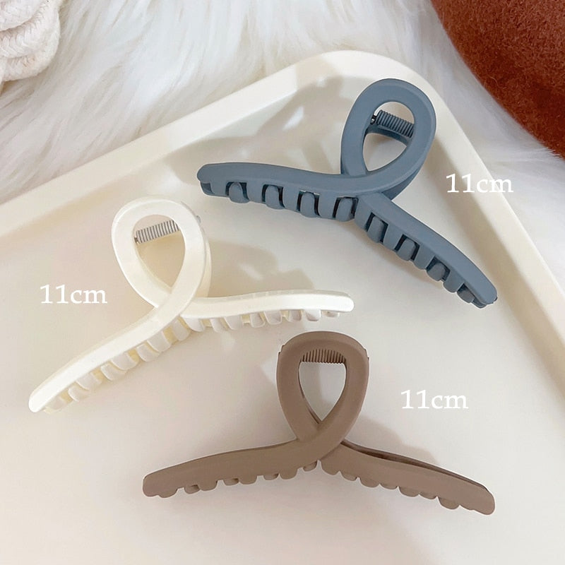 Neutral Y2k Style Claw Hair Clips